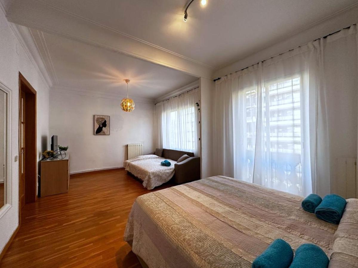 Habitaciones Acogedoras Barcelona Luaran gambar