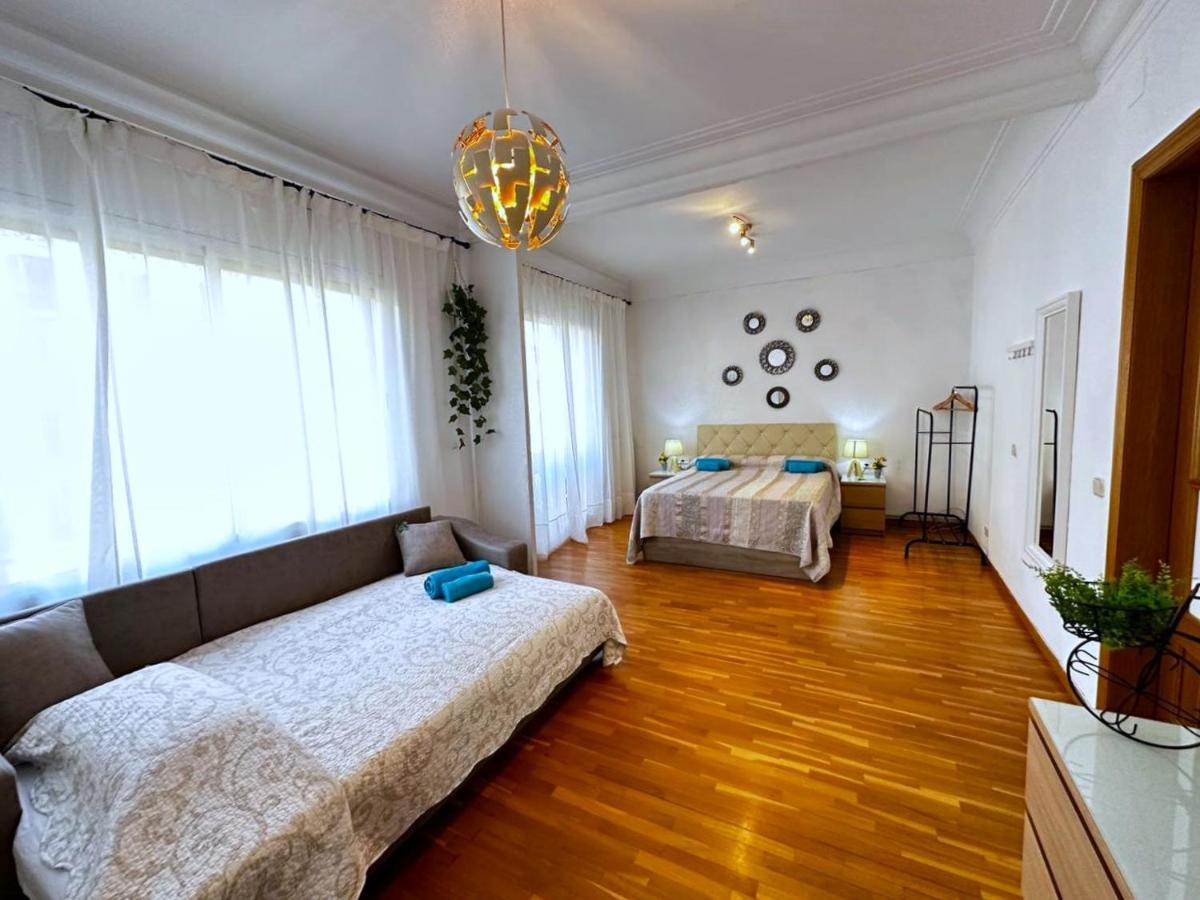 Habitaciones Acogedoras Barcelona Luaran gambar