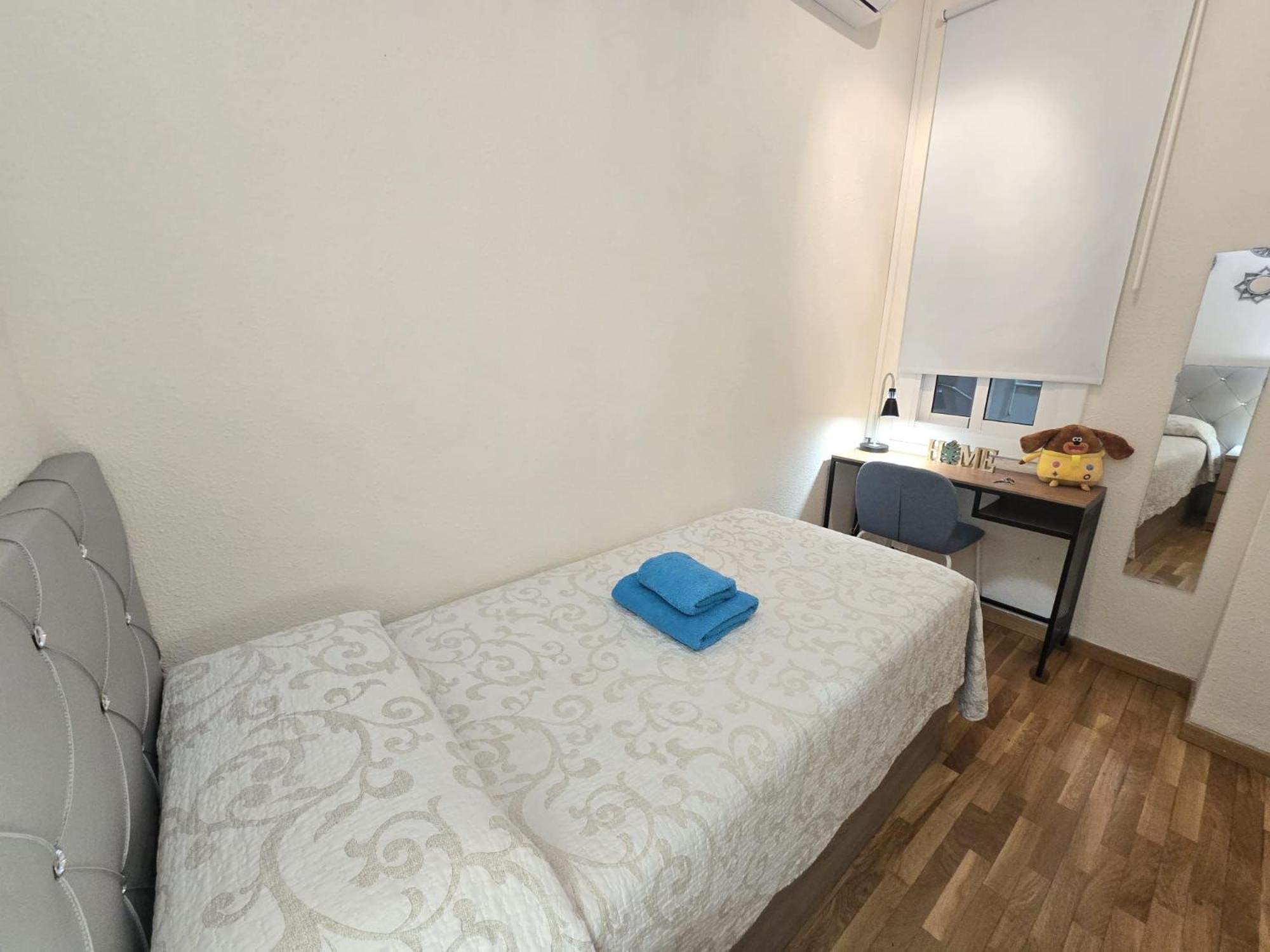 Habitaciones Acogedoras Barcelona Luaran gambar
